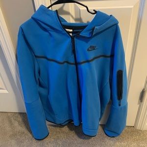 Nike Tech Size L